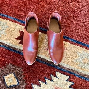 Universal Thread Brown Heeled Booties